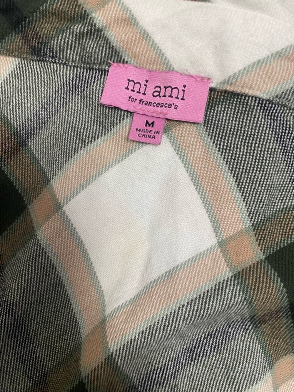 Mi Ami for Francesca’s button down flannel shirt plaid patter size M - Picture 3 of 5
